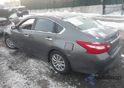 2017 Nissan Altima 2.5 S из США, поврежденный, VIN 1N4AL3AP2HC235041